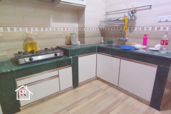 kitchen lower cabinet design at Shymoli